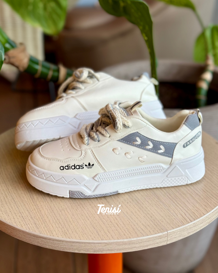 adidas TRENs 2 look 1