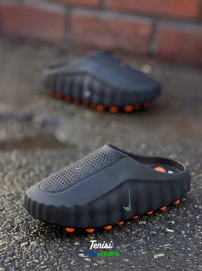 Nike Mind 001 "Black" look 1