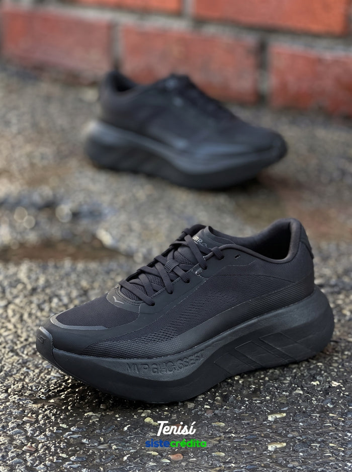 adidas HyperBoost Edge "Black" look 1
