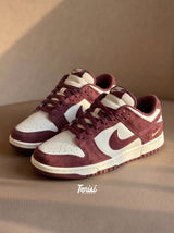 Nike Dunk Low "Bordeaux" vista 3