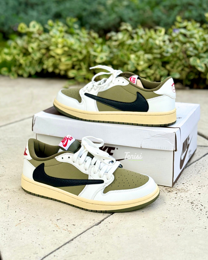 Air Jordan 1 x Travis Scott “Medium Olive” look 3
