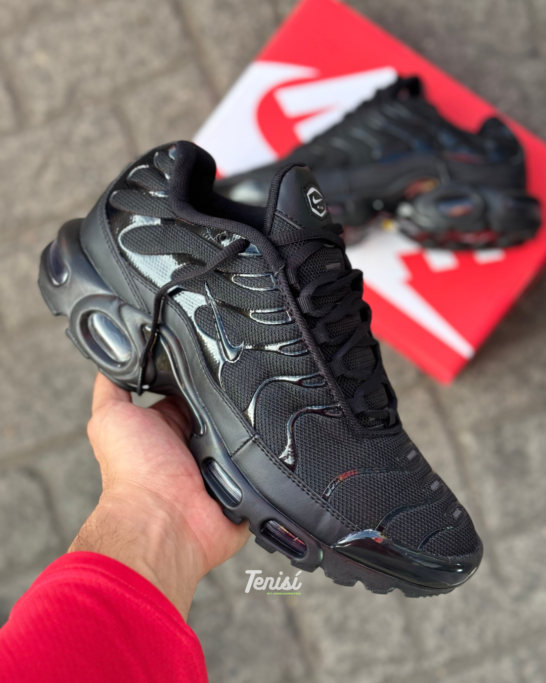 Nike Air Max TN “Triple Black”