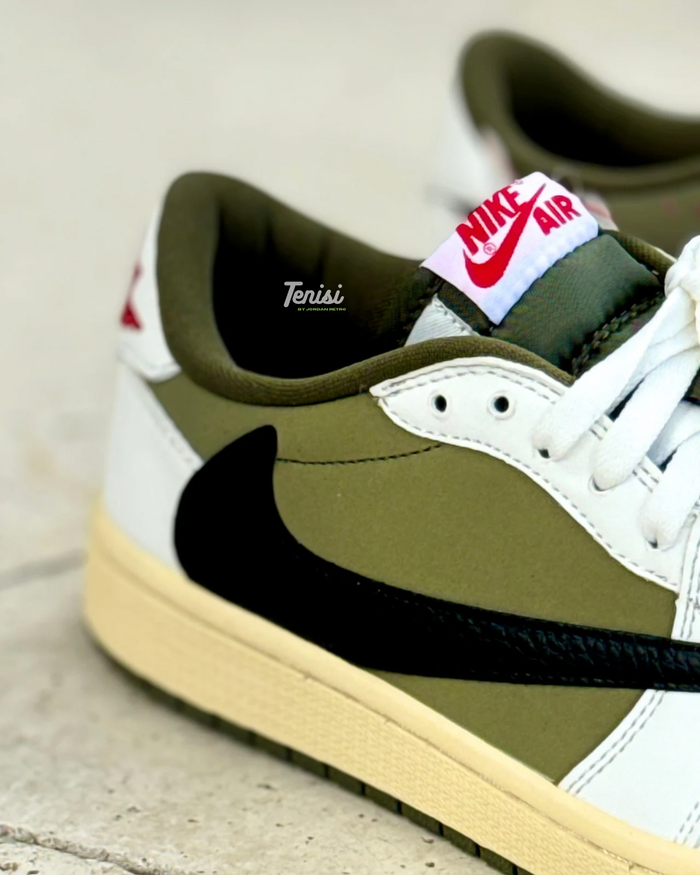 Air Jordan 1 x Travis Scott “Medium Olive” look 1