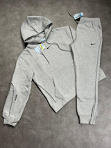 Nocta Tech Fleece “Grey” vista 1