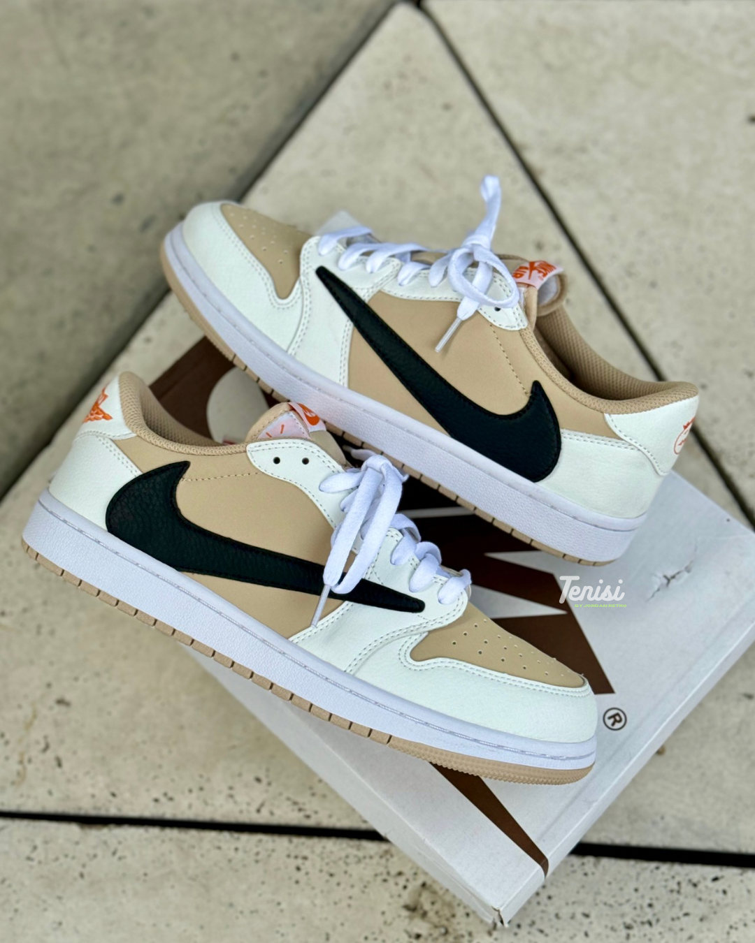 Air Jordan 1 x Travis Scott “Pale Vanilla”