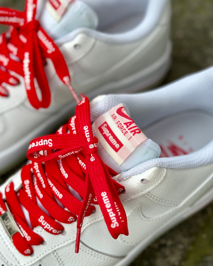 Nike Air Force 1 Low X Supreme look 1