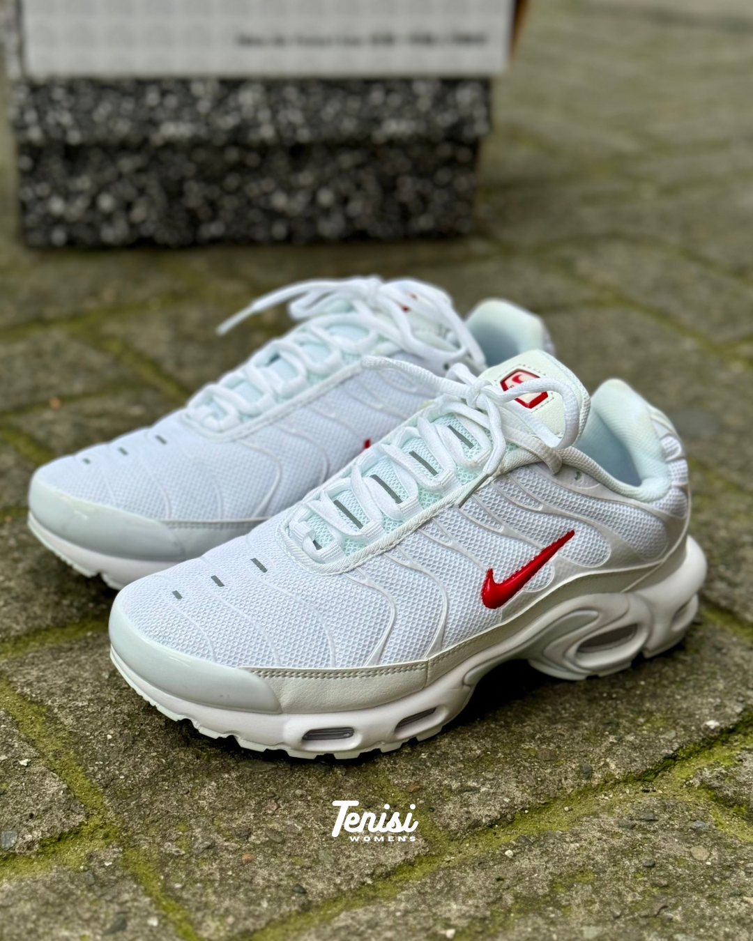 Nike Air Max “White / Red”