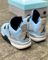 Air Jordan 4 retro “UNC”  vista 3