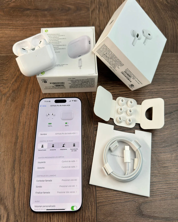 AirPods Pro 2 look 1
