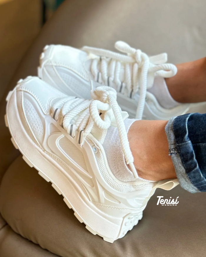 Nike Balleli “White” look 1