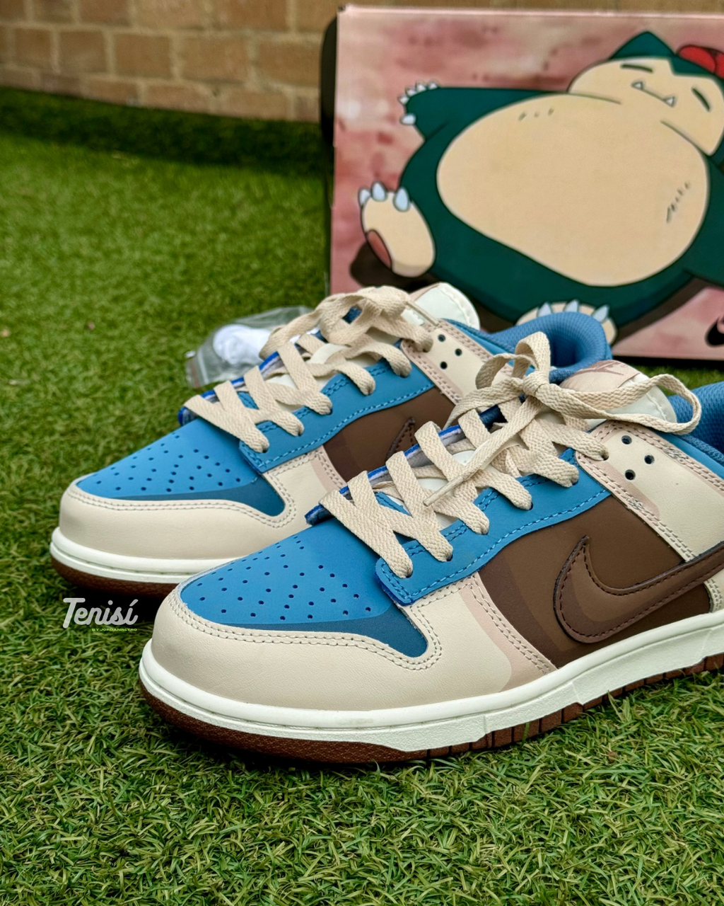 Nike Dunk “Snorlax” (Pokémon Sample)