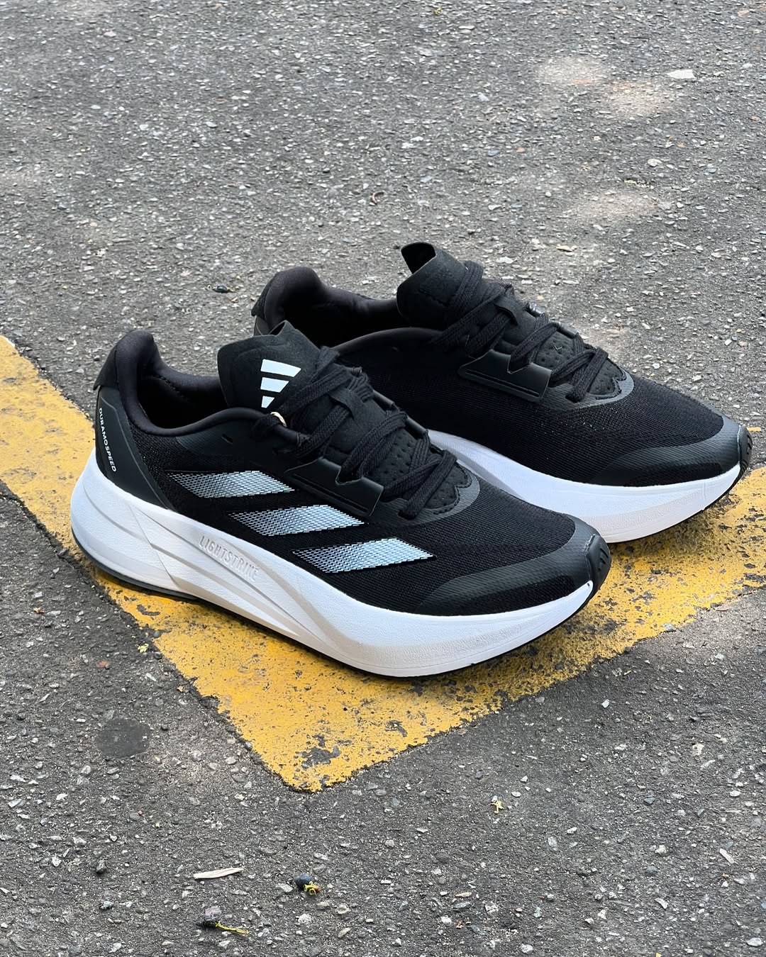 adidas Duramo