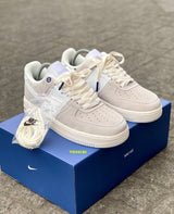 Nike Air Force 1 " NAI - KE" vista 3