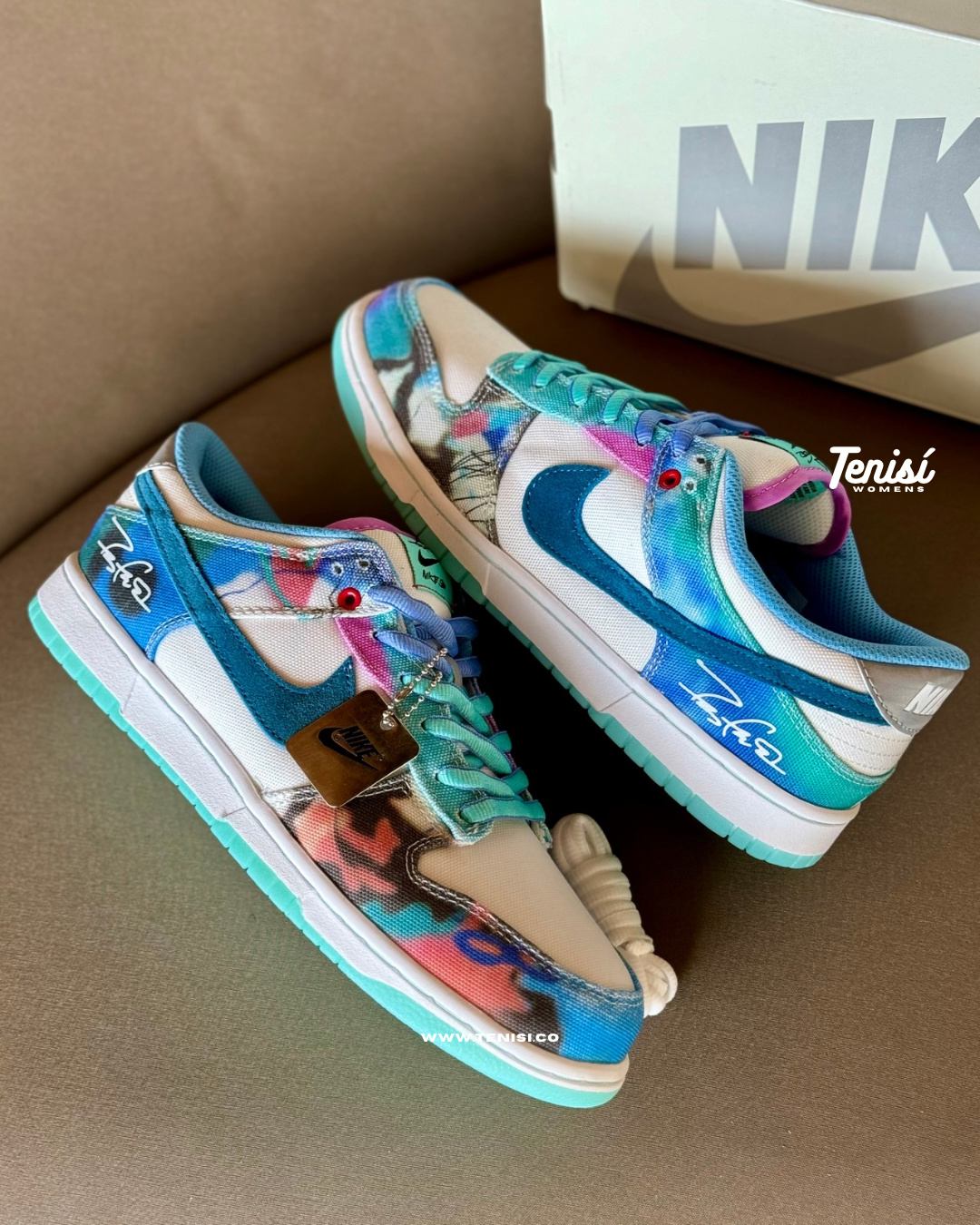 Nike Dunk Low “Futura”