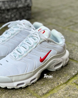 Nike Air Max “White / Red” vista 2