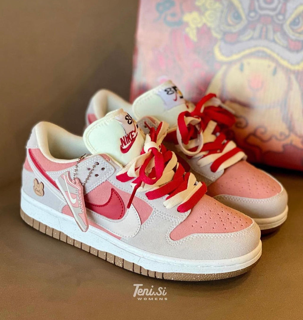 Nike Dunk Low “85 Double Swoosh”