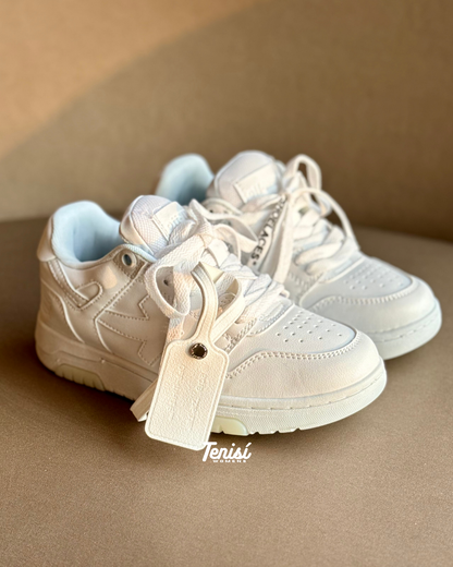 OFF-WHITE Training Low “Triple White”