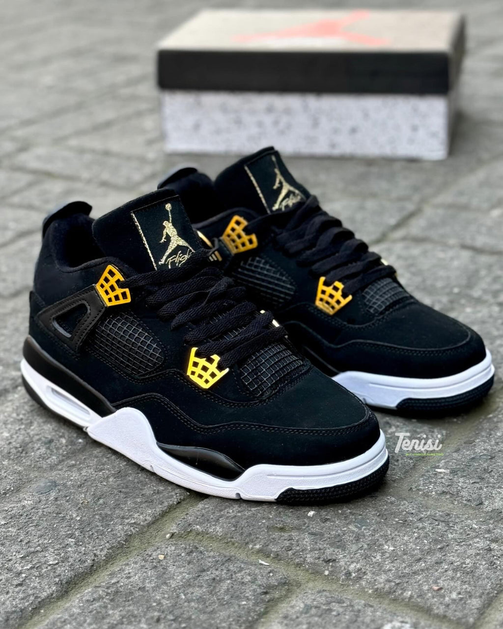 Air Jordan 4 “Royalty”