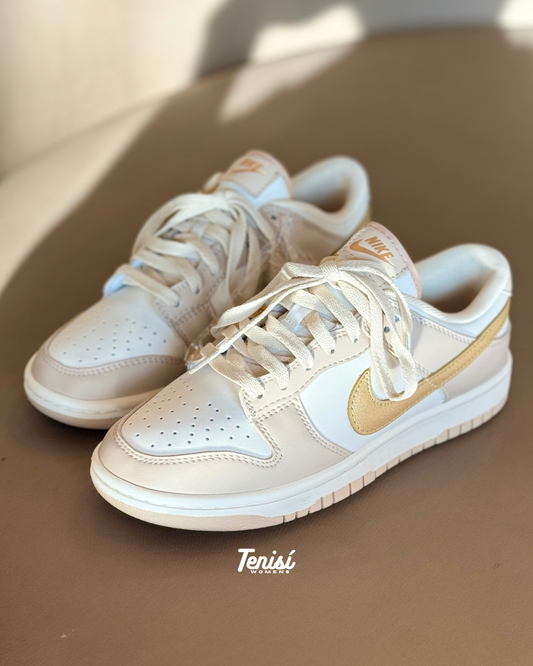 Nike Dunk Low “Phamtom Gold”