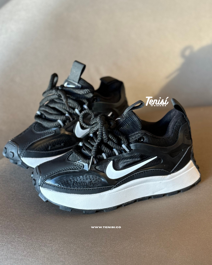 Nike Balleli “ Black / White” look 1