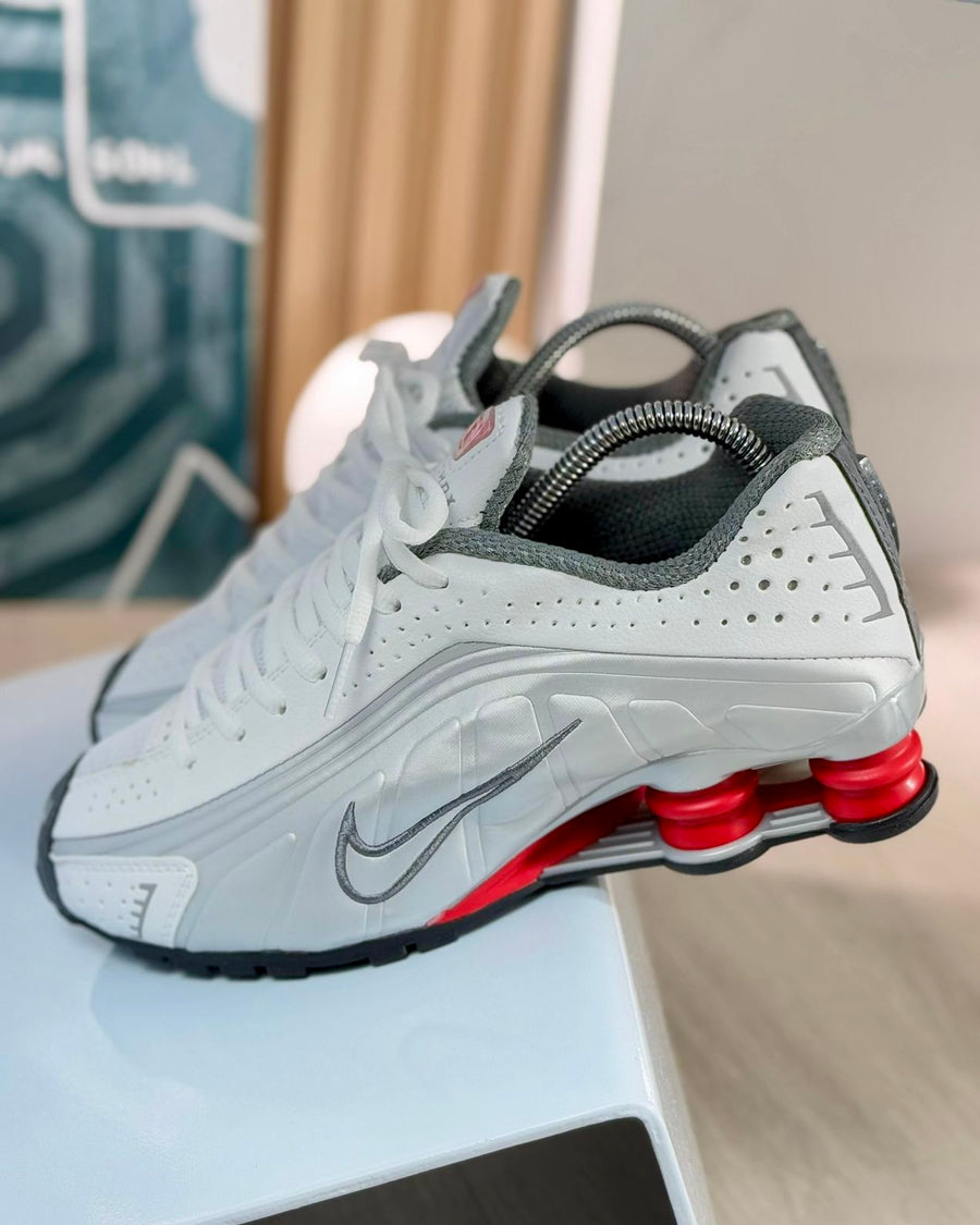 Nike Shox R4 “Grey” — pago contra entrega en Colombia