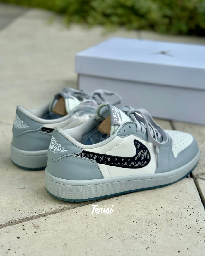 Air Jordan 1 Low x Dior look 1