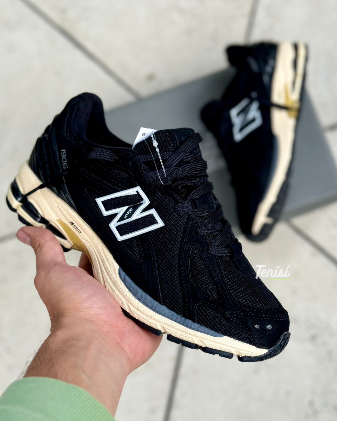 New Balance 1906R “Pack Black”