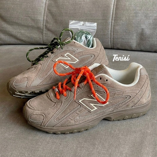 New Balance 204L “ Brown”