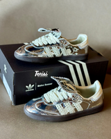 adidas Samba x Wales Banner “Grey” vista 7