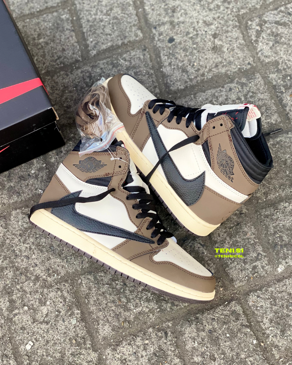 Air Jordan 1 High X Travis scott “Mocha”