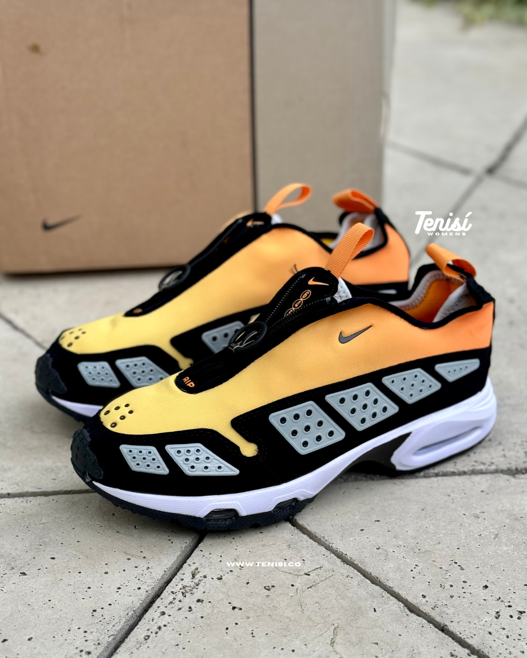 Nike Air Max SNDR “Canyon Gold”