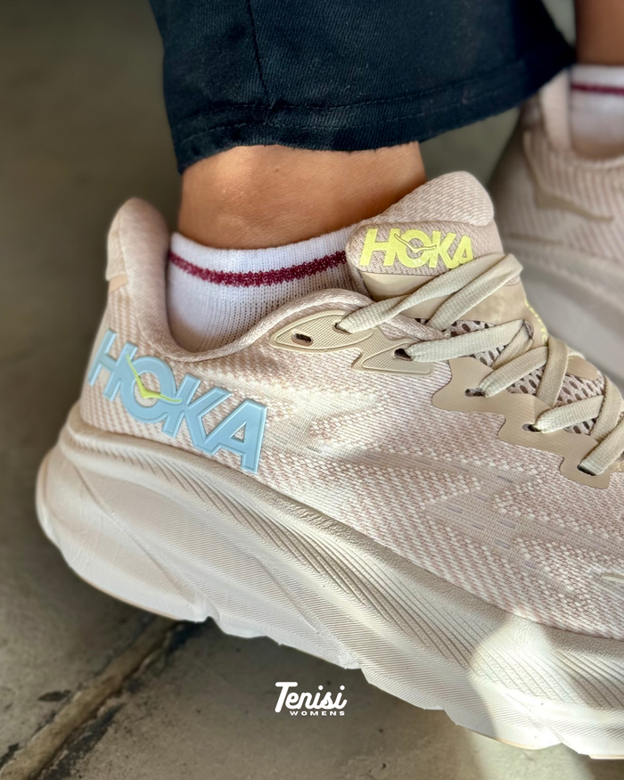 Hoka One One Clifon 9 look 2