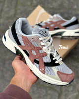 Asics Gel 1130 “Anie Tower Smoke” vista 5