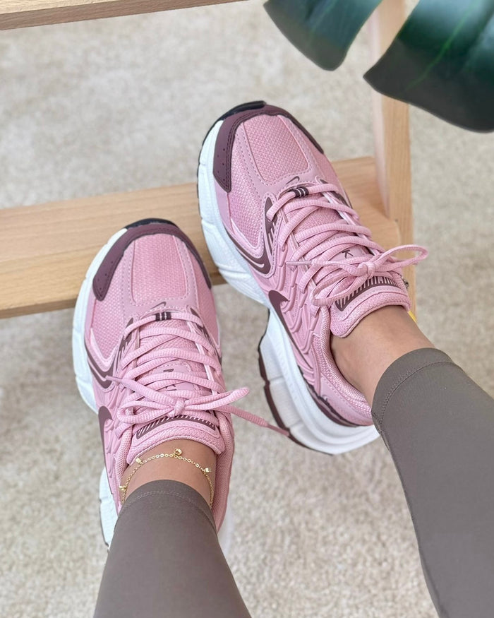Nike Skate “Pink” look 1
