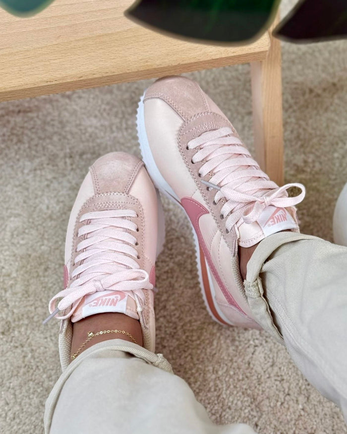 Nike Cortez “Pink” look 1