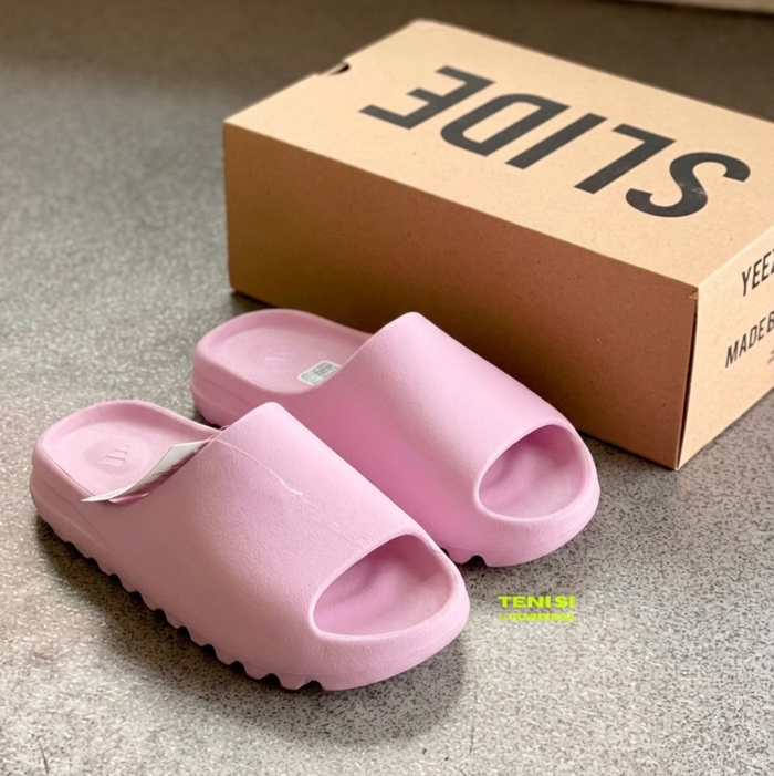 adidas Yeezy “Slide” Colores 🔥Envío gratis 🔥 look 1