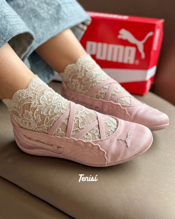 Puma Speedcat Ballet Satin "Pink" look 1