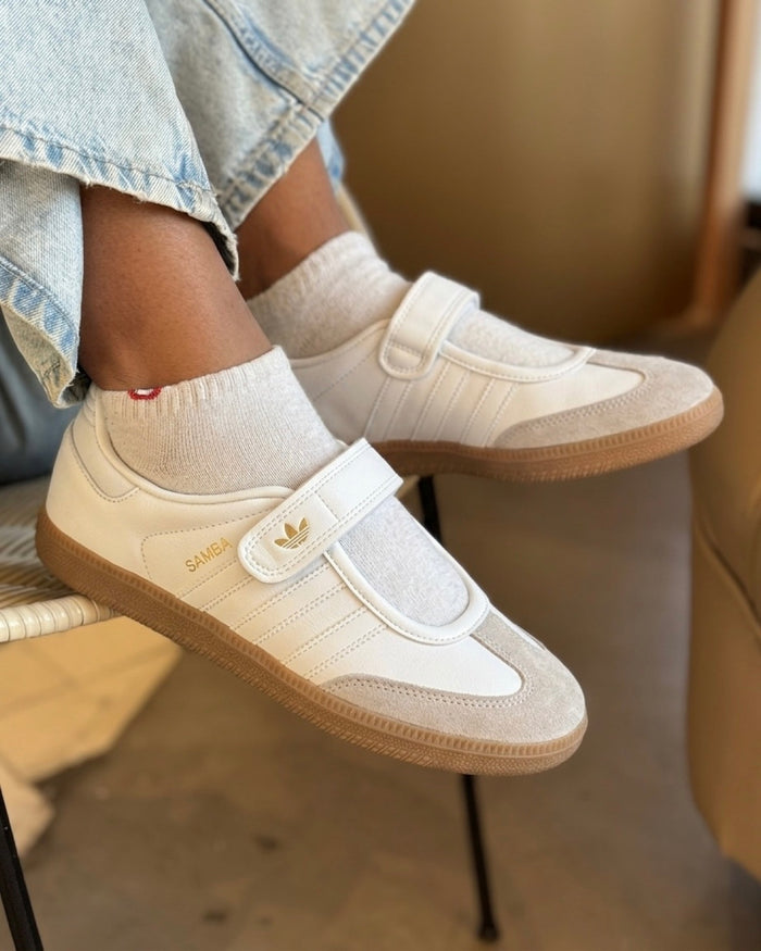 adidas Samba Baleta "Black Cream" look 3