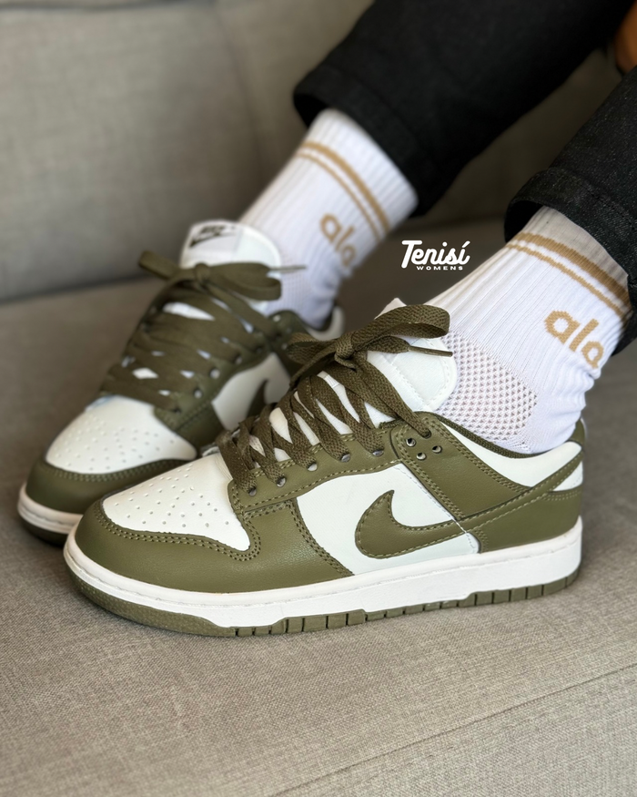 Nike Dunk Low “Green Olive” look 5