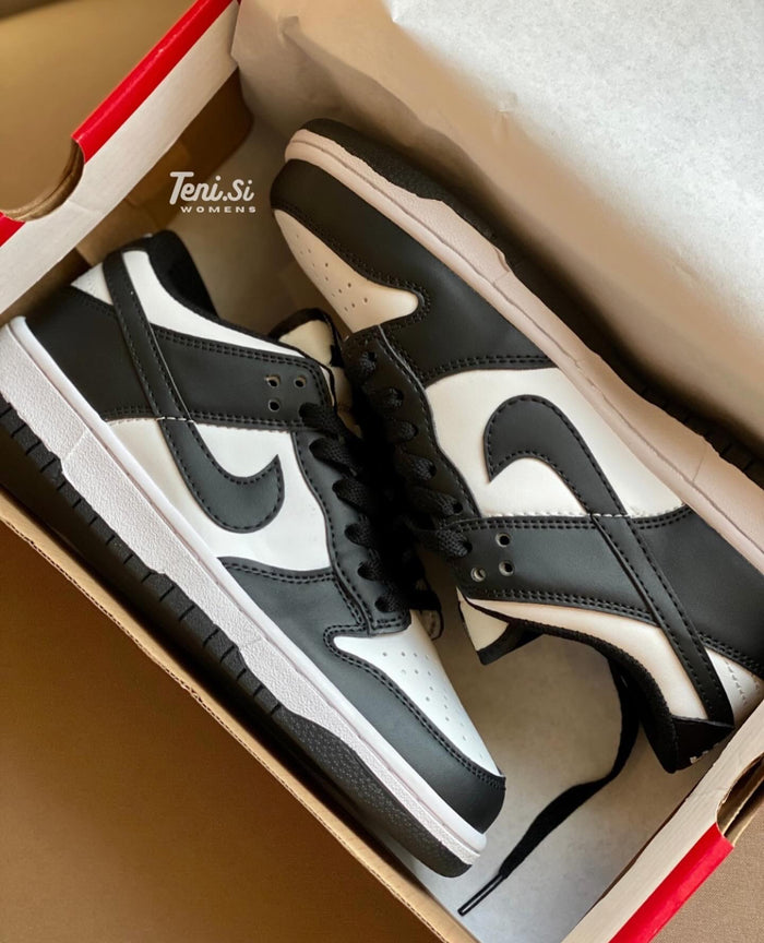 Nike Dunk Low “White Black” (Panda) look 1