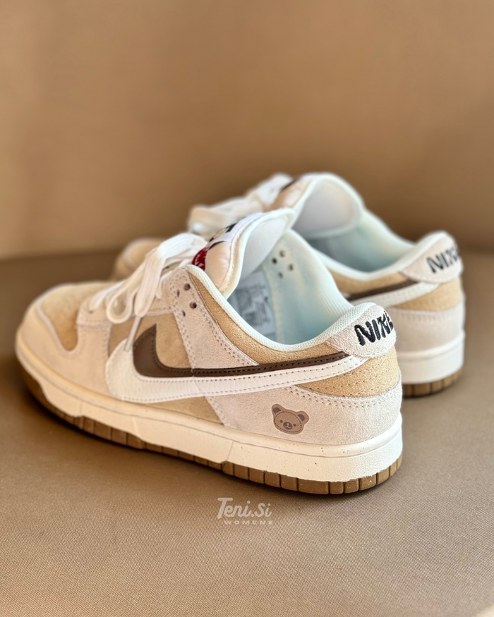Nike Dunk x Tenisi “Osito Tedy” look 1