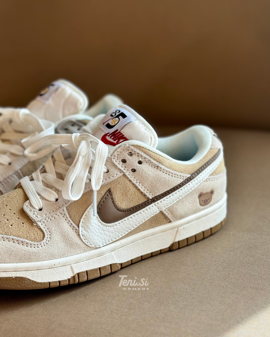 Nike Dunk x Tenisi “Osito Tedy”