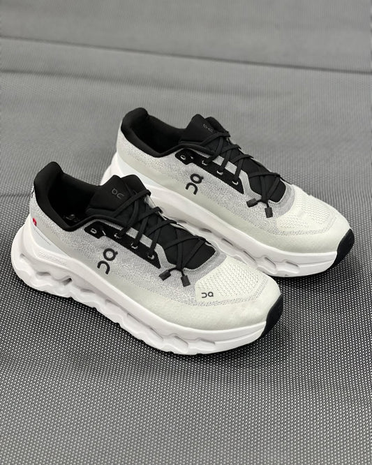 On Running Cloudtilt Black/Ivory