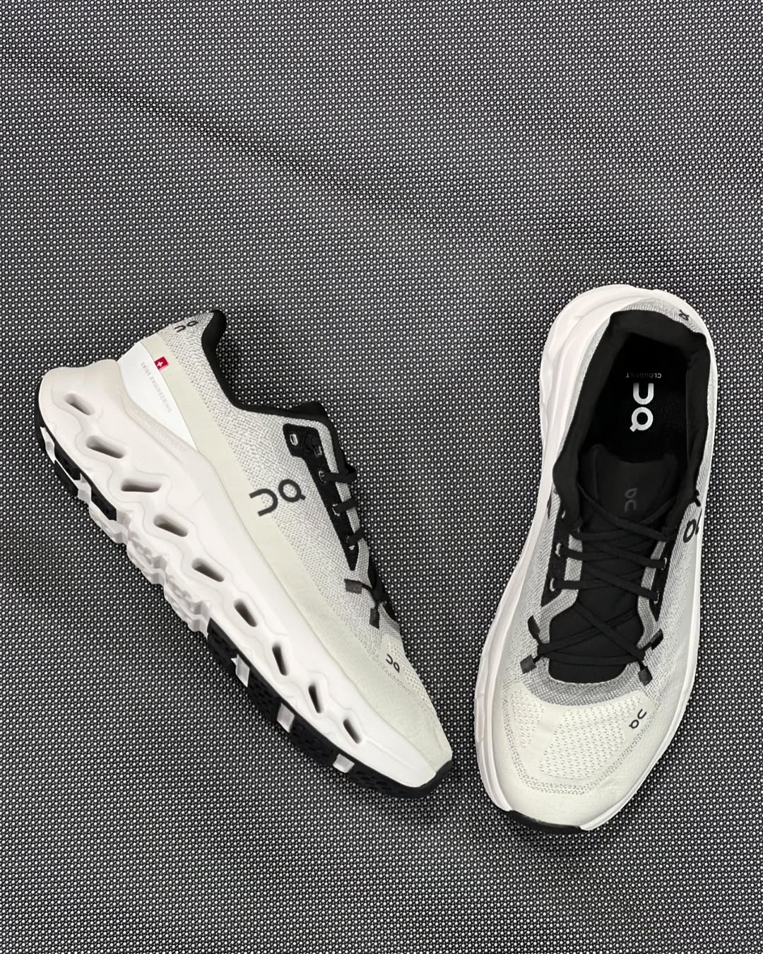 On Running Cloudtilt Black/Ivory