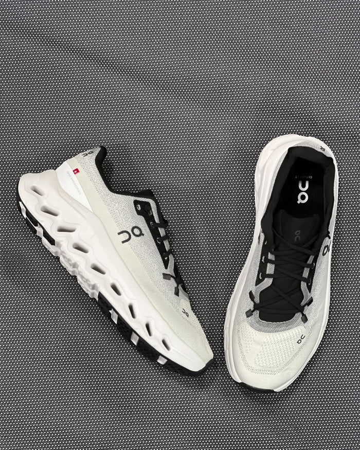On Running Cloudtilt Black/Ivory look 1
