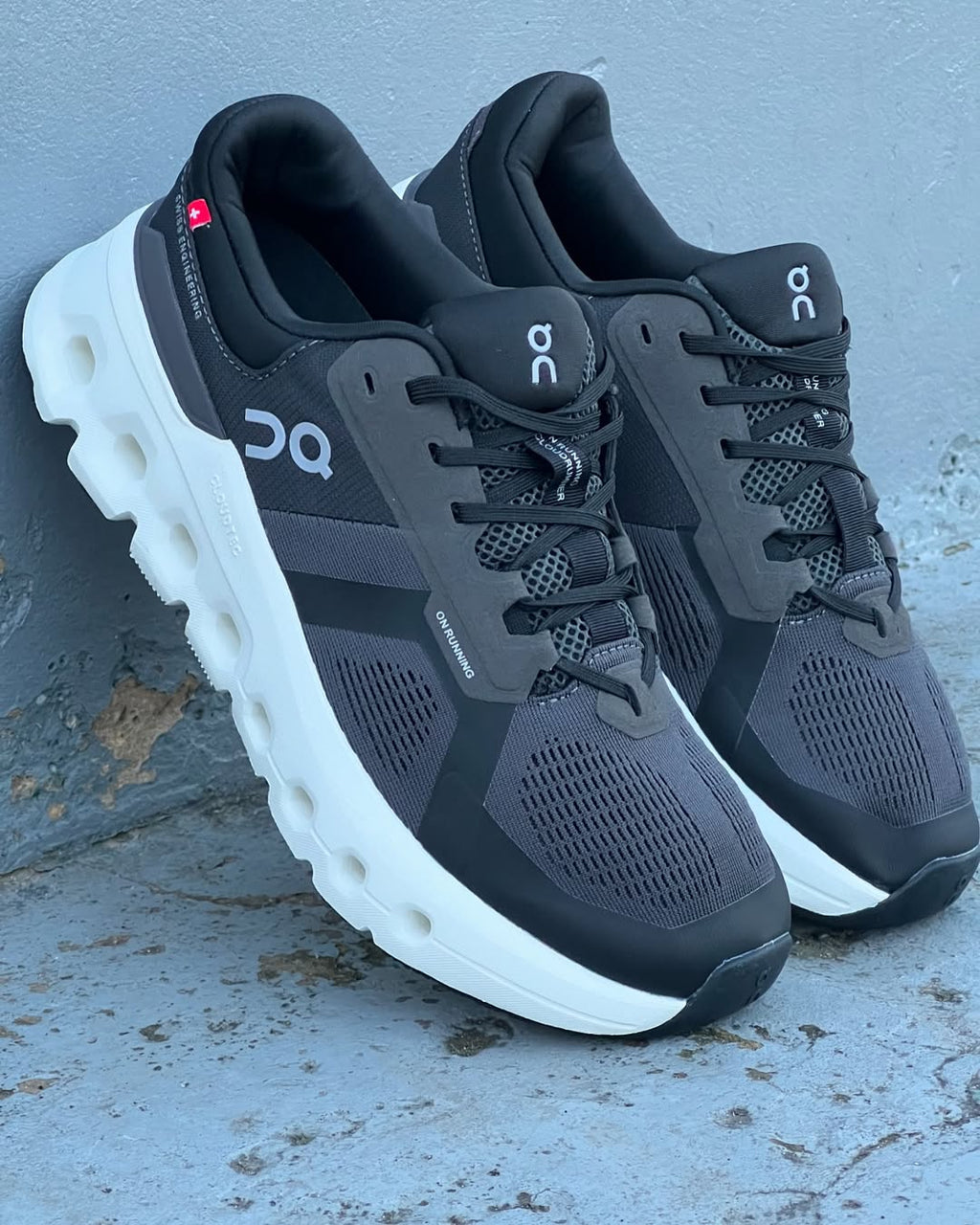 On Running Cloudrunner 2 "Black"