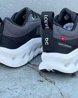 On Running Cloudtilt 2 x  Loewe  "Black" vista 3