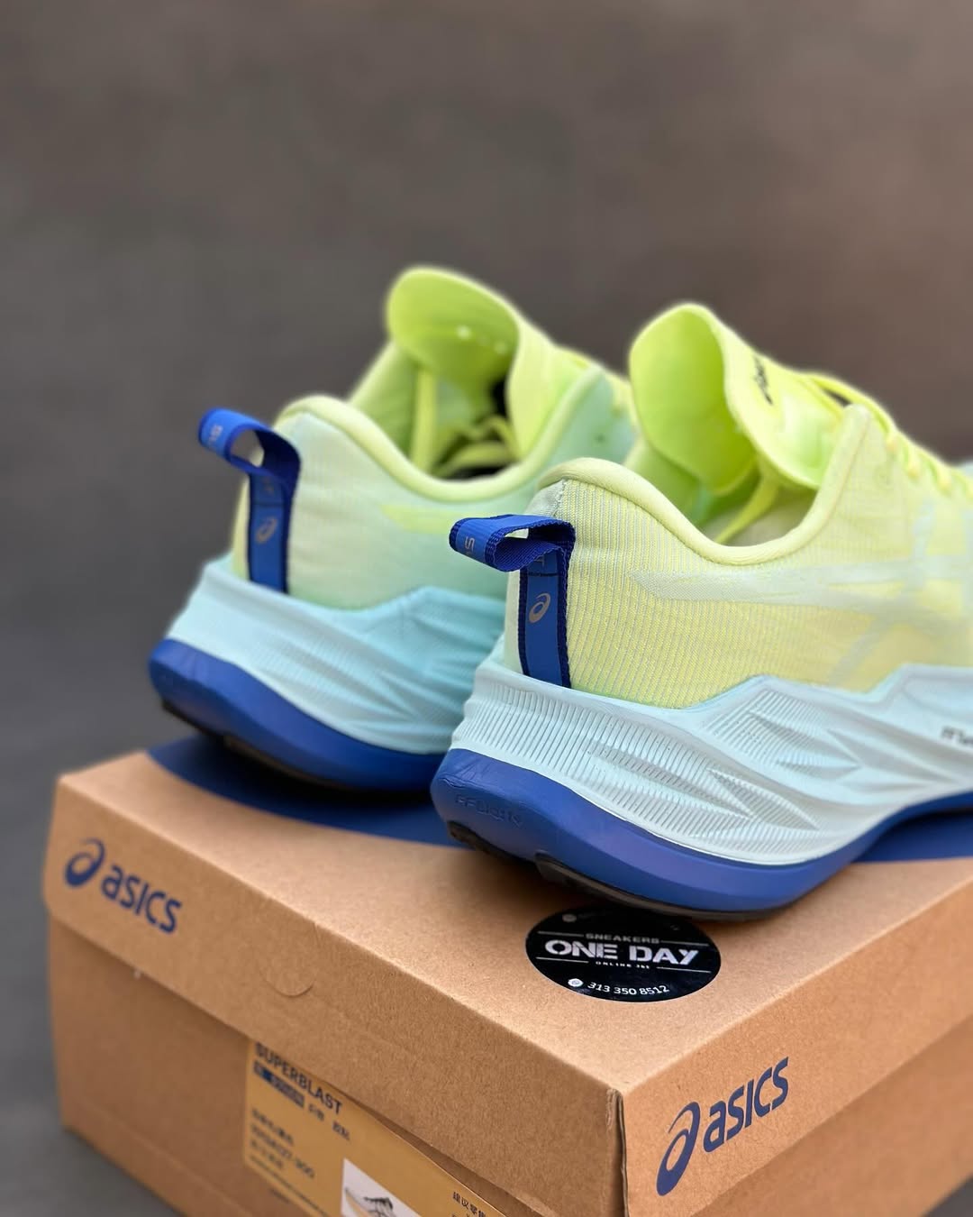 Asics superblast "Green - Blue"