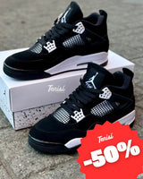 Air Jordan 4 “White Thunder” vista 1