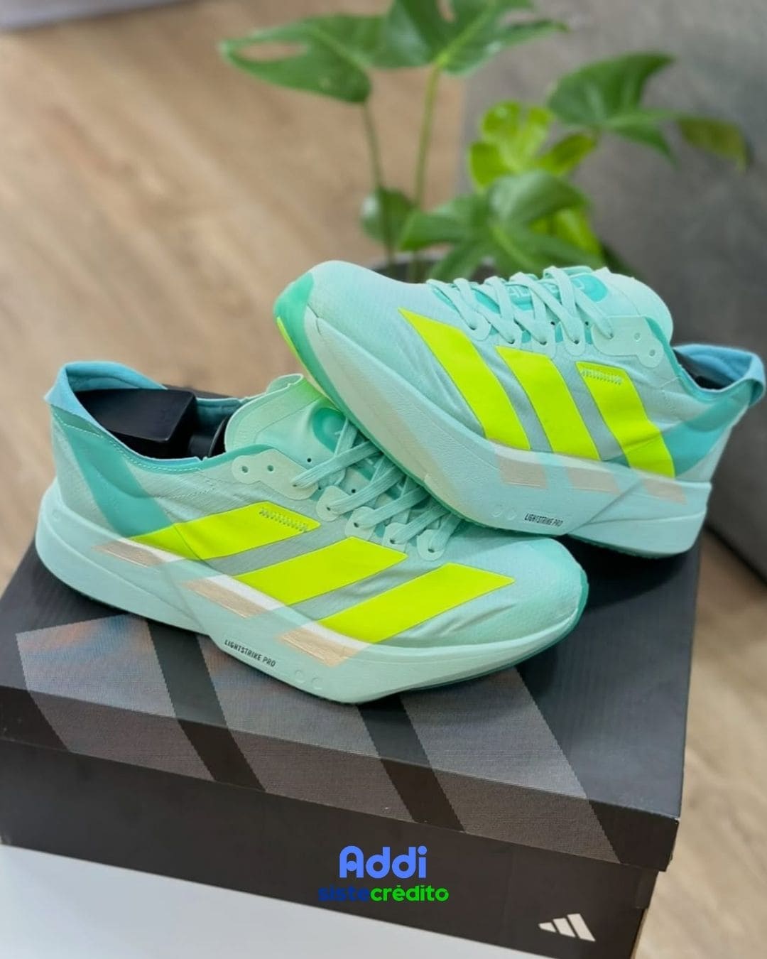 Suela con tecnología Lightstrike Pro de las Adidas Adizero Adios PRO 4M